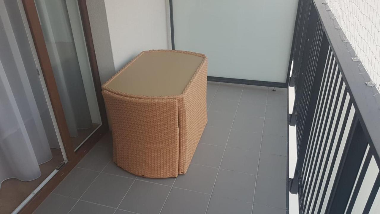 Apartament W Warszawie Dedykowany Parking Podziemny W Cenie, Wifi, Blisko Centrum New Apartment In Warsaw Finished To A High Specification Fitted Out To A High Standard On The 7Th Floor, Wifi, Underground Parking Price Included Luaran gambar
