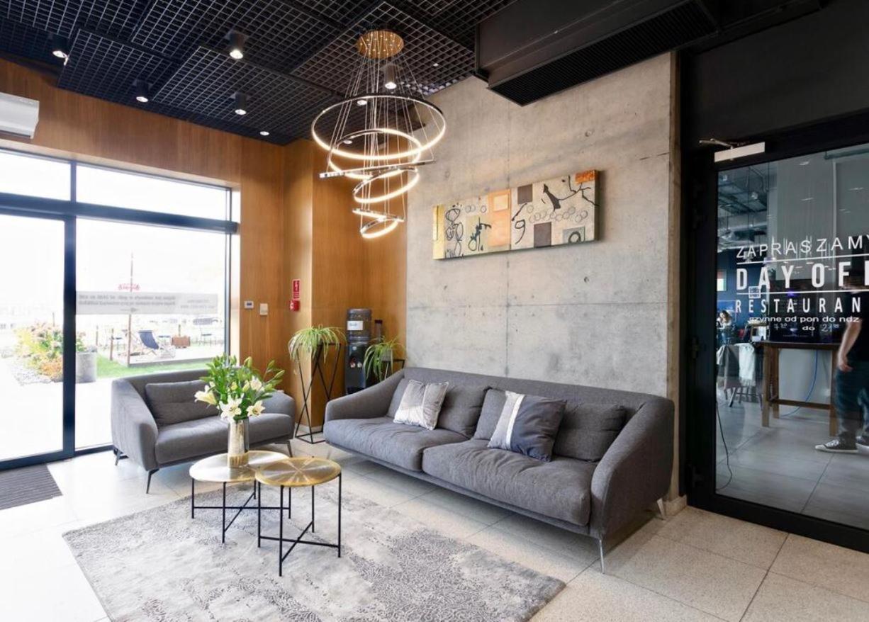 Apartament W Warszawie Dedykowany Parking Podziemny W Cenie, Wifi, Blisko Centrum New Apartment In Warsaw Finished To A High Specification Fitted Out To A High Standard On The 7Th Floor, Wifi, Underground Parking Price Included Luaran gambar